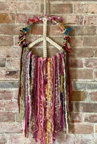 Macrame Peace Sign-Nov 16@11am